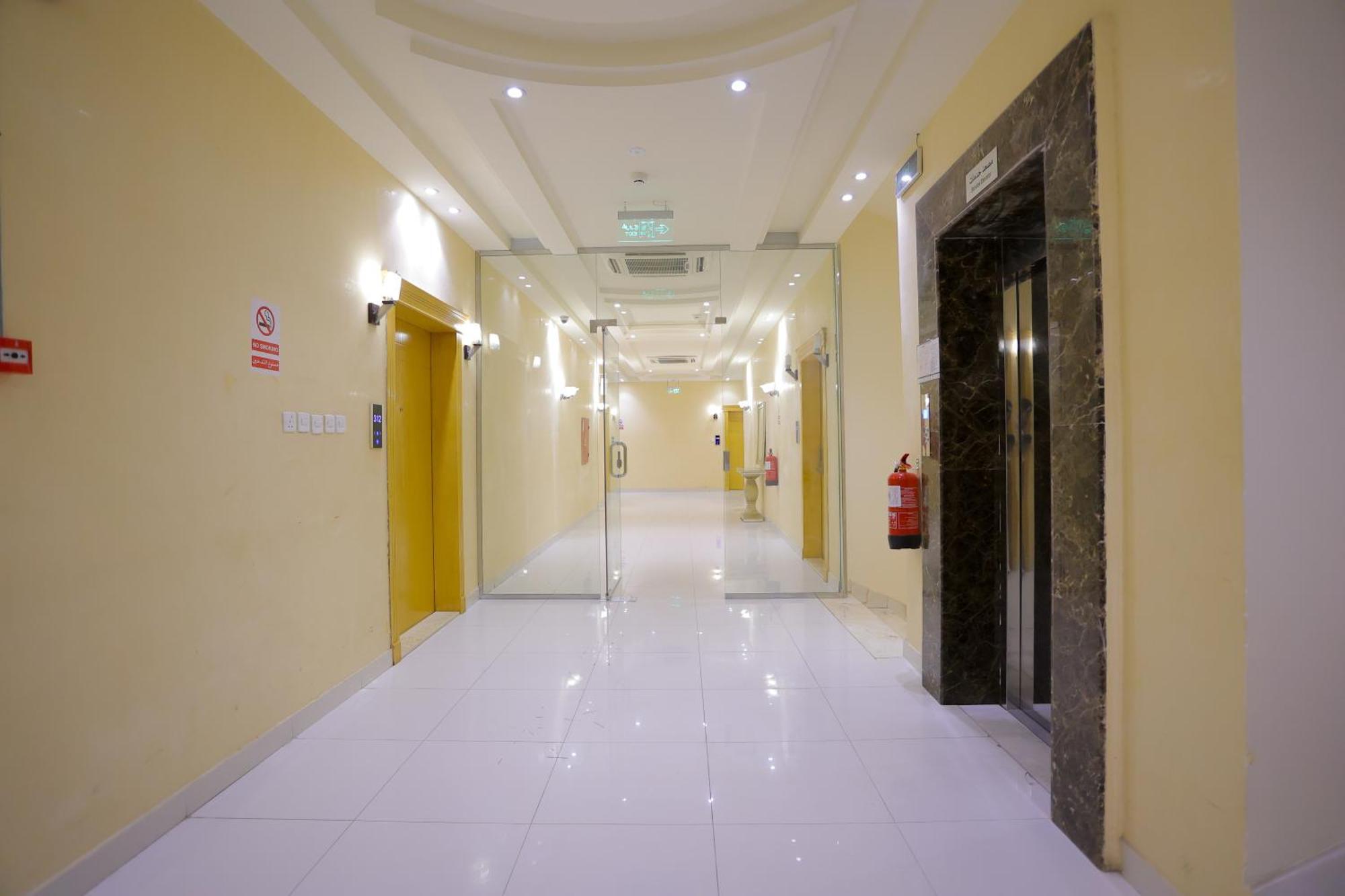 هوستا الملقا Aparthotel Riyadh Exteriör bild